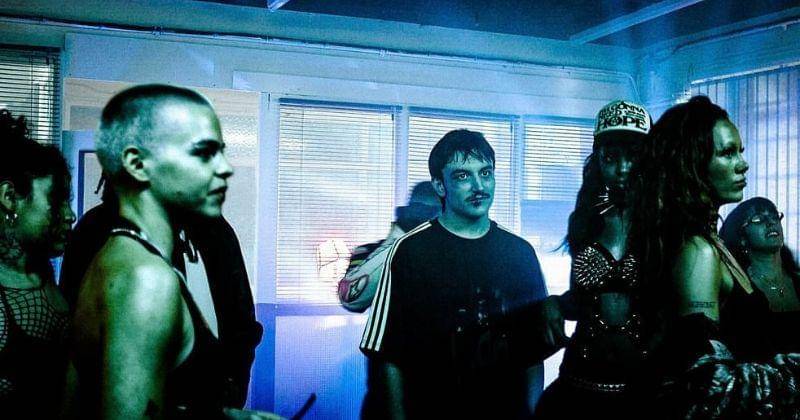 Instagram.com/Artemas___